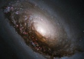 Galaxia espiral M-64. Imagen tomada por el Hubble