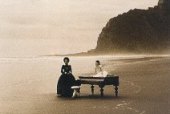 El piano en la playa