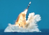 Misil Trident lanzado desde un submarino