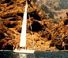 Velero en la costa de Masca